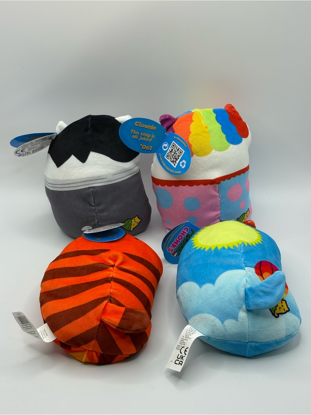 NEW Lot of 4 Cats vs Pickles 5” Beanbag Plush Chonks EDGAR CLOWNIE NIMBUS TIGRA - Picture 2 of 11